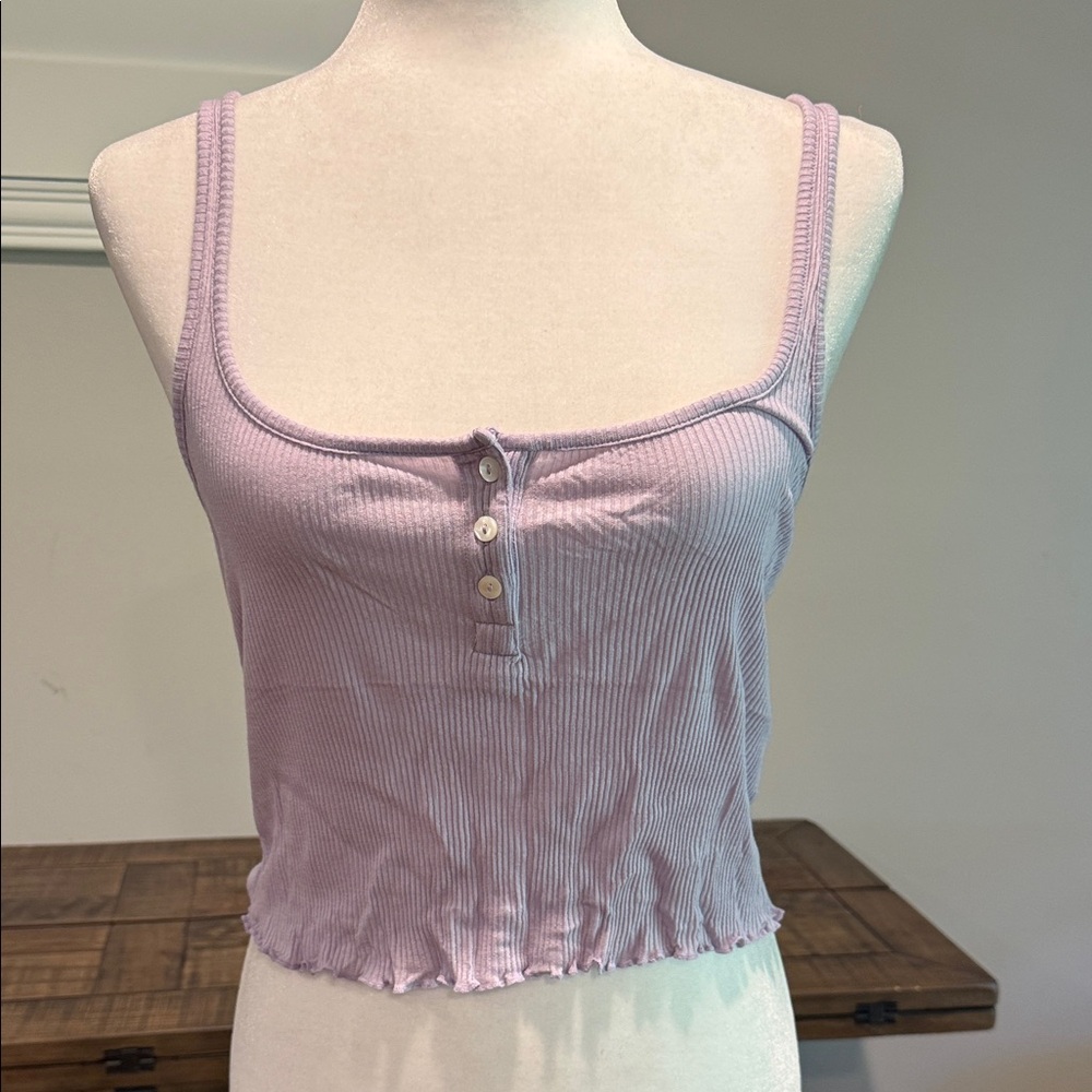 WSLY Lilac Ribbed Button Crop Top